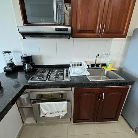 Apartamento En Laguito Ed Torres Del Lago 604 Icdi Cartagena Eksteriør billede