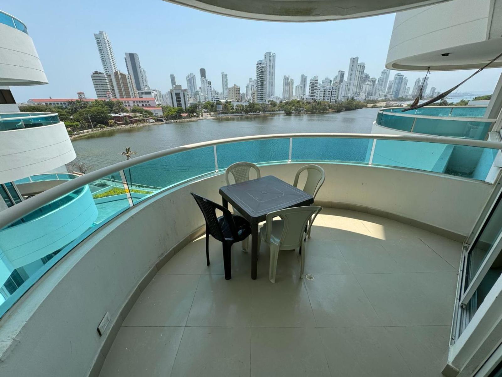 Apartamento En Laguito Ed Torres Del Lago 604 Icdi Cartagena Eksteriør billede